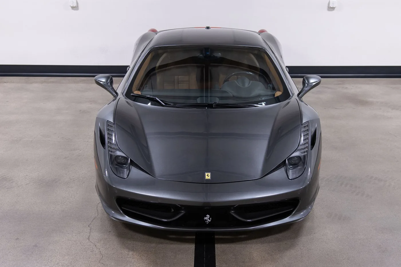 2011 Ferrari 458 Italia vendue par un concessionnaire spécialisé à Costa Mesa, États-Unis, photo 12 sur 15