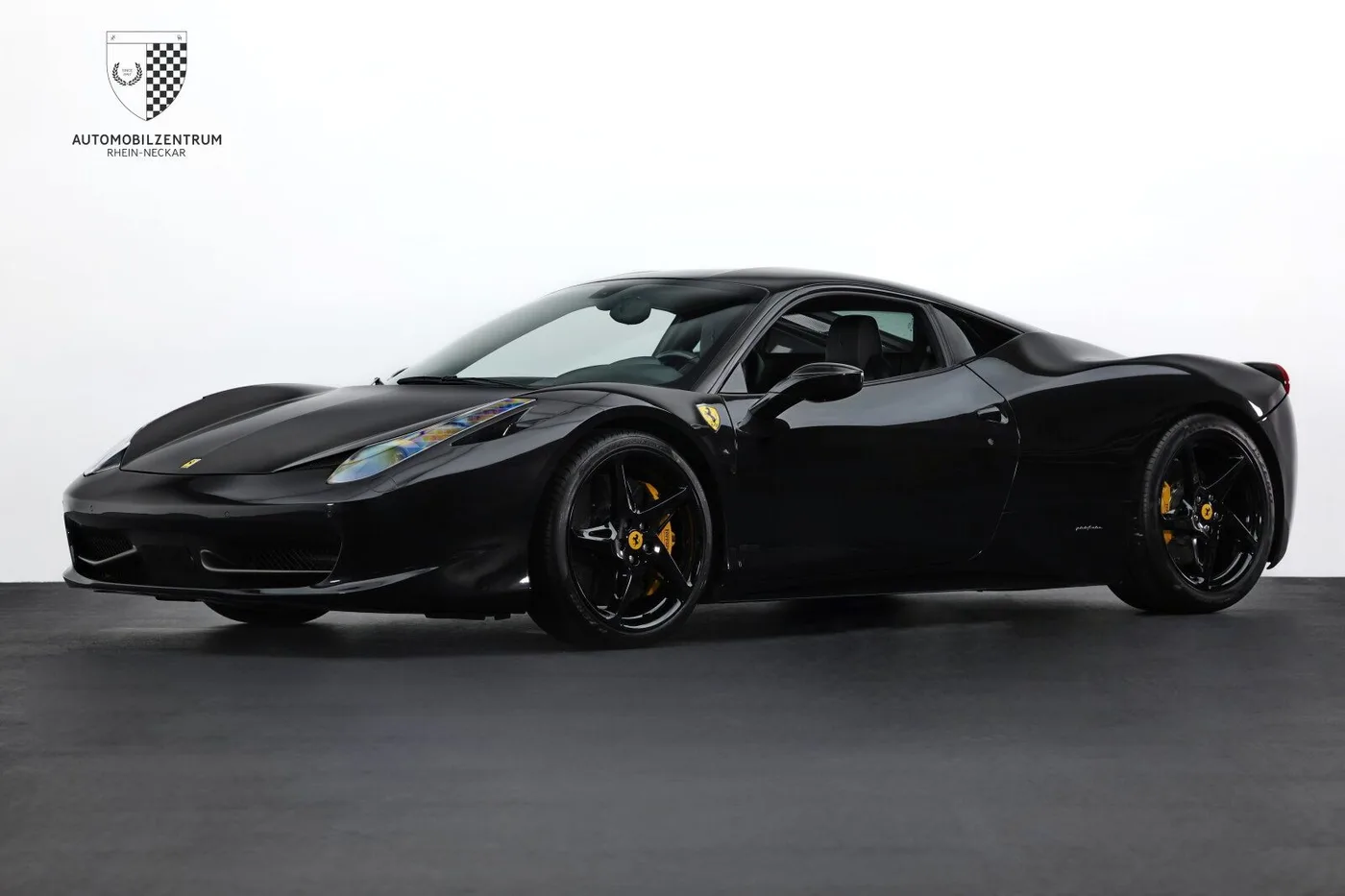 2011 Ferrari 458 Italia angeboten von einem Supersportwagenhändler in Viernheim, Deutschland, Foto 3 von 25