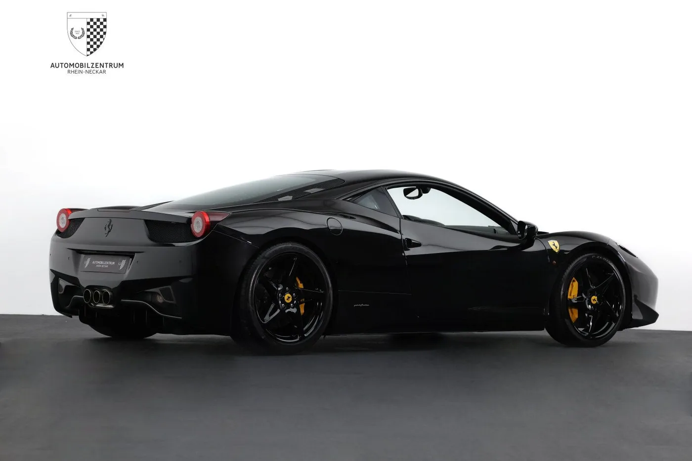 2011 Ferrari 458 Italia angeboten von einem Supersportwagenhändler in Viernheim, Deutschland, Foto 7 von 25