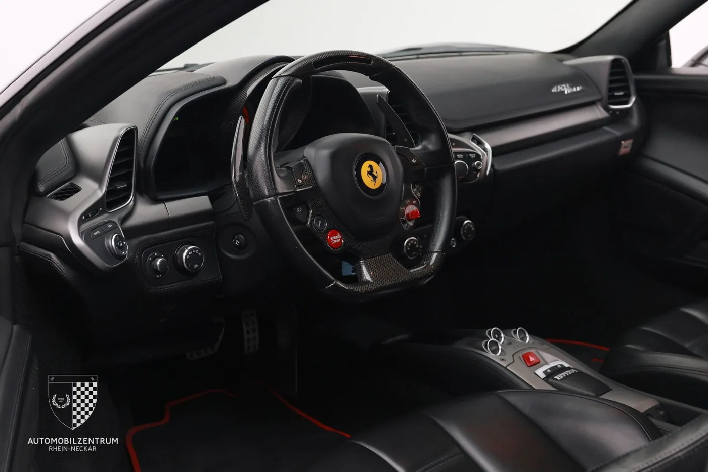 2011 Ferrari 458 Italia angeboten von einem Supersportwagenhändler in Viernheim, Deutschland, Foto 12 von 25