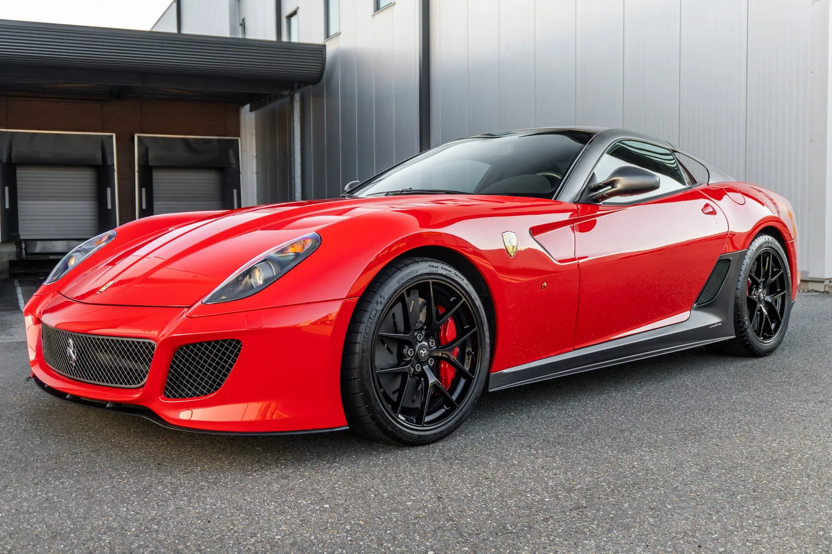 2011 Ferrari 599 GTO angeboten von einem Supersportwagenhändler in Woerden, Niederlande, Hauptfoto
