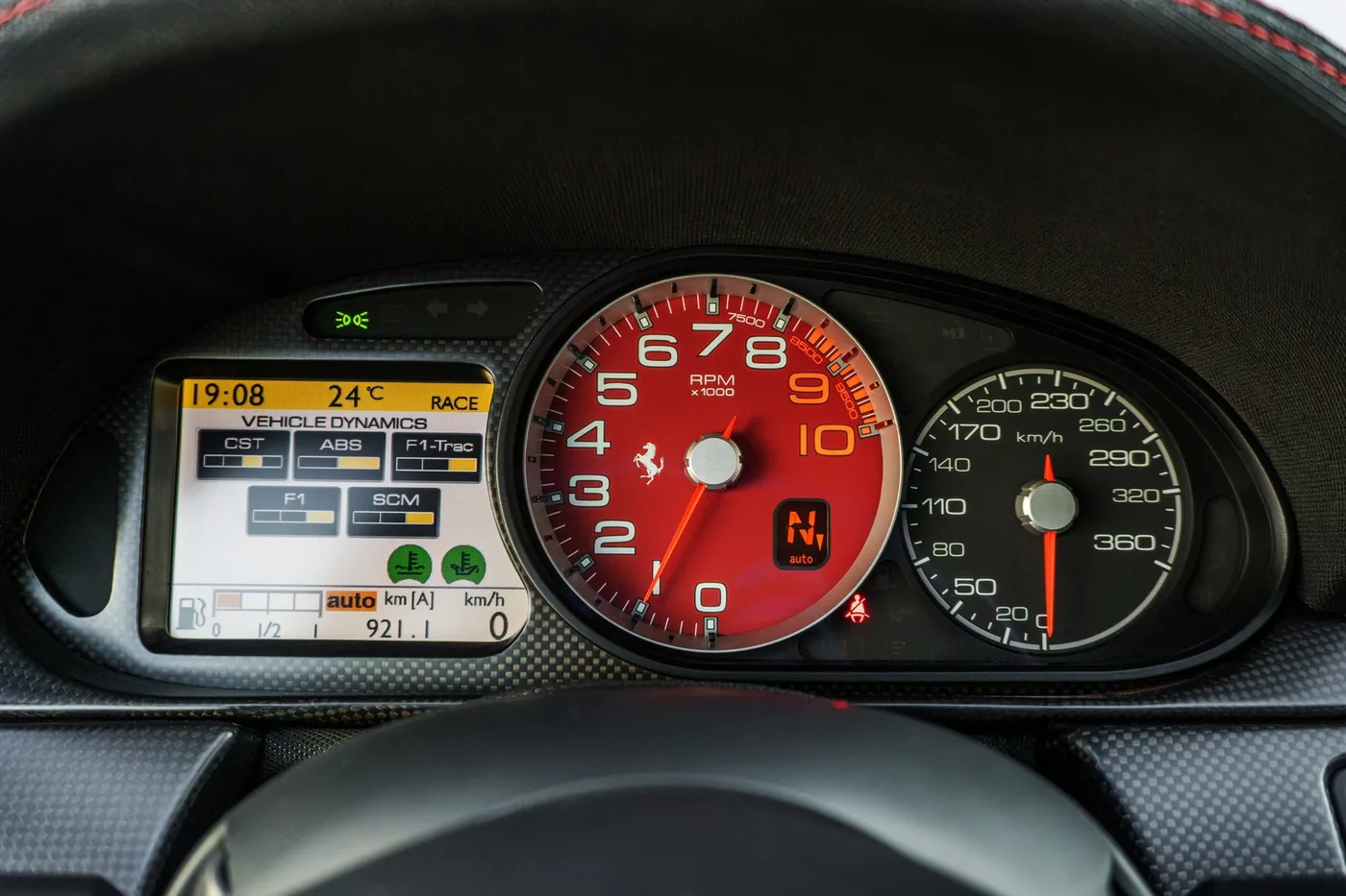 2011 Ferrari 599 GTO angeboten von einem Supersportwagenhändler in Woerden, Niederlande, Foto 7 von 25