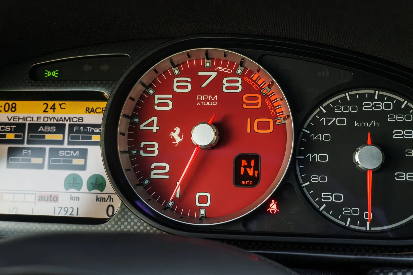 2011 Ferrari 599 GTO angeboten von einem Supersportwagenhändler in Woerden, Niederlande, Foto 9 von 25