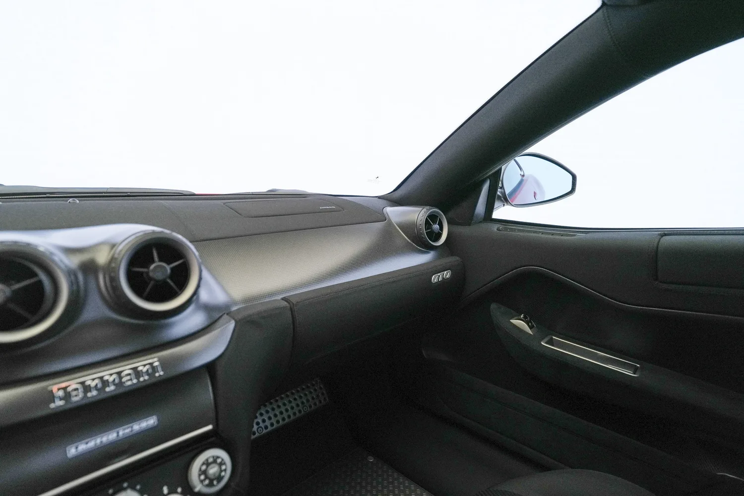 2011 Ferrari 599 GTO, 9/20