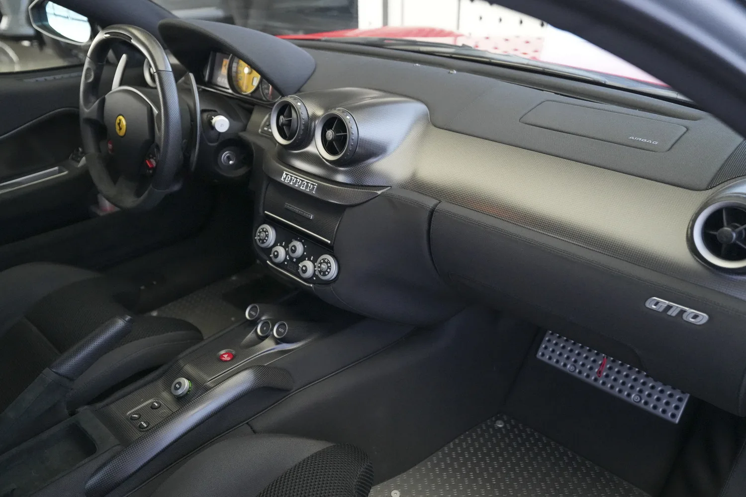 2011 Ferrari 599 GTO, 10/20