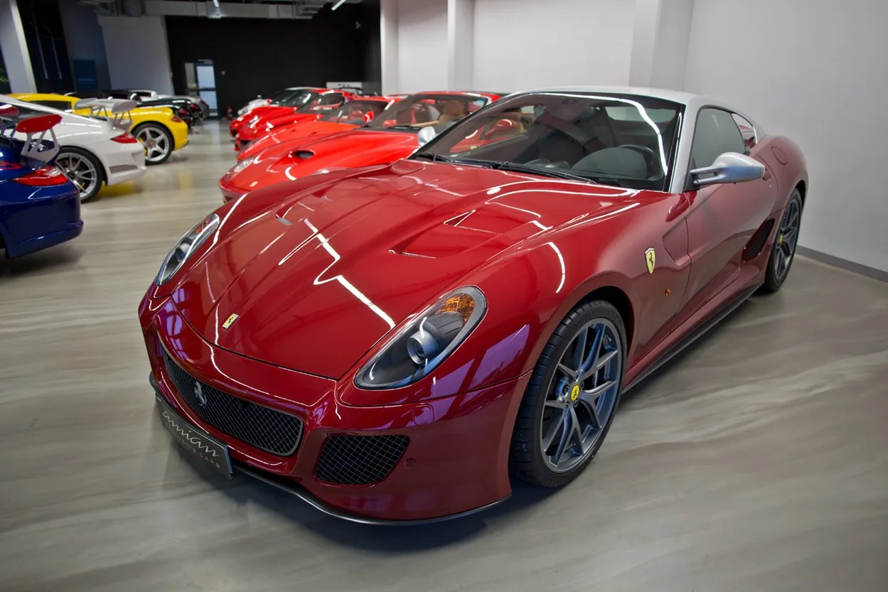 2011 Ferrari 599 GTO F1 angeboten von einem Fachhändler in Cologne, Deutschland, Hauptfoto