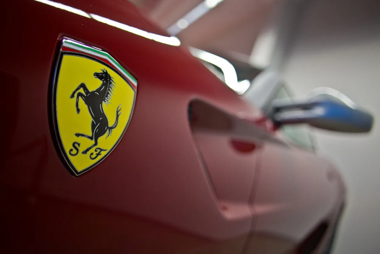 2011 Ferrari 599 GTO F1 angeboten von einem Fachhändler in Cologne, Deutschland, Foto 3 von 16