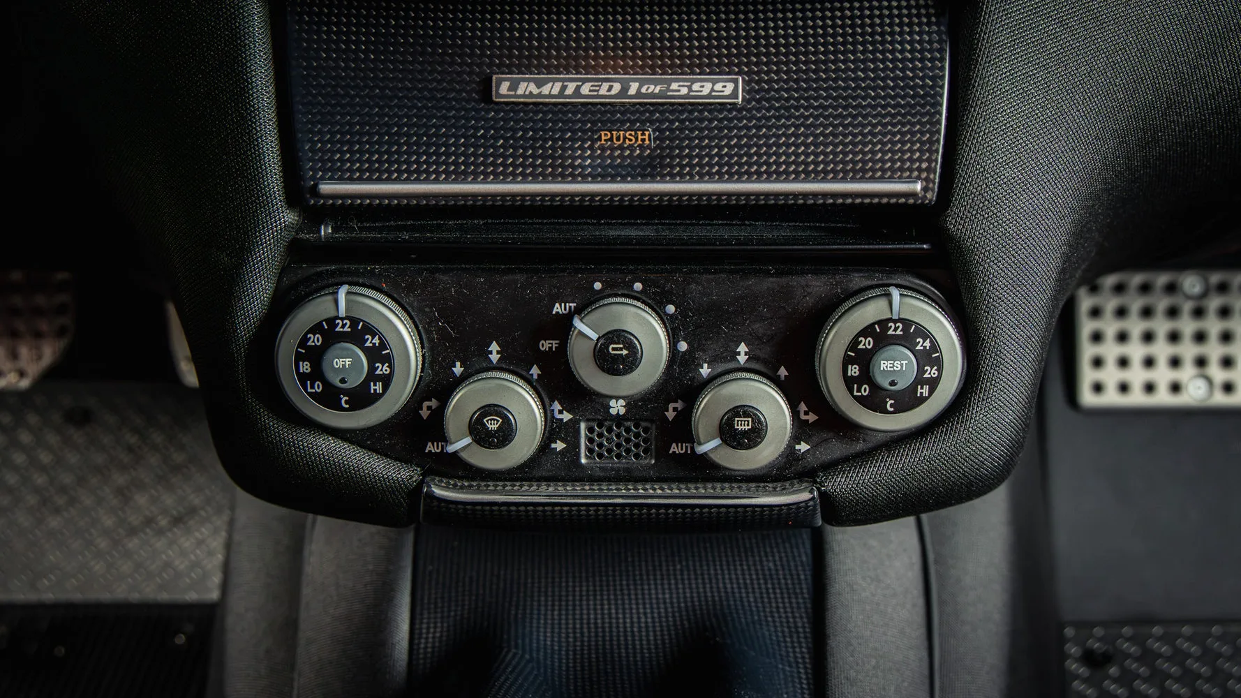 2011 Ferrari 599 GTO, 10/30