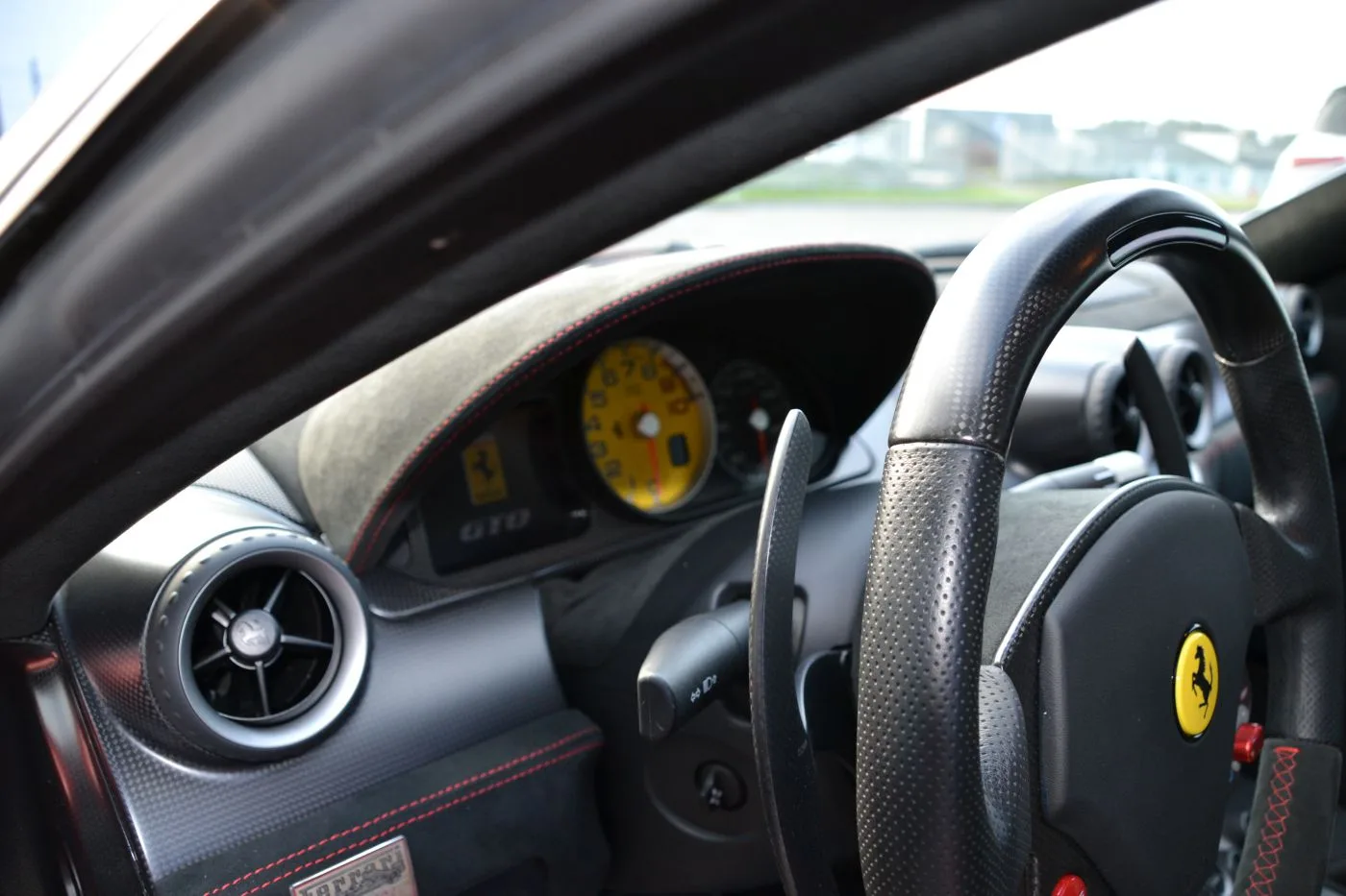2011 Ferrari 599 GTO offered by a specialist dealer in Písek, Czechia, photo 12 of 16