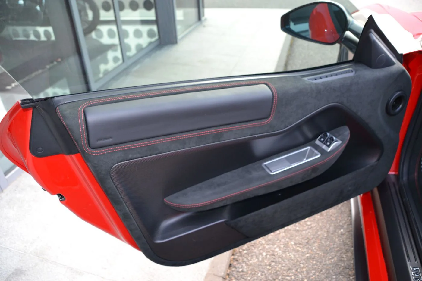 2011 Ferrari 599 GTO offered by a specialist dealer in Písek, Czechia, photo 14 of 16