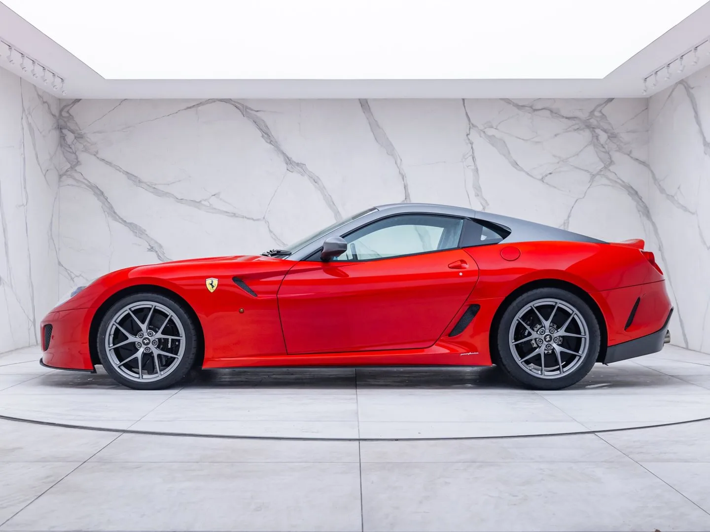 2011 Ferrari 599 GTO, 13/30