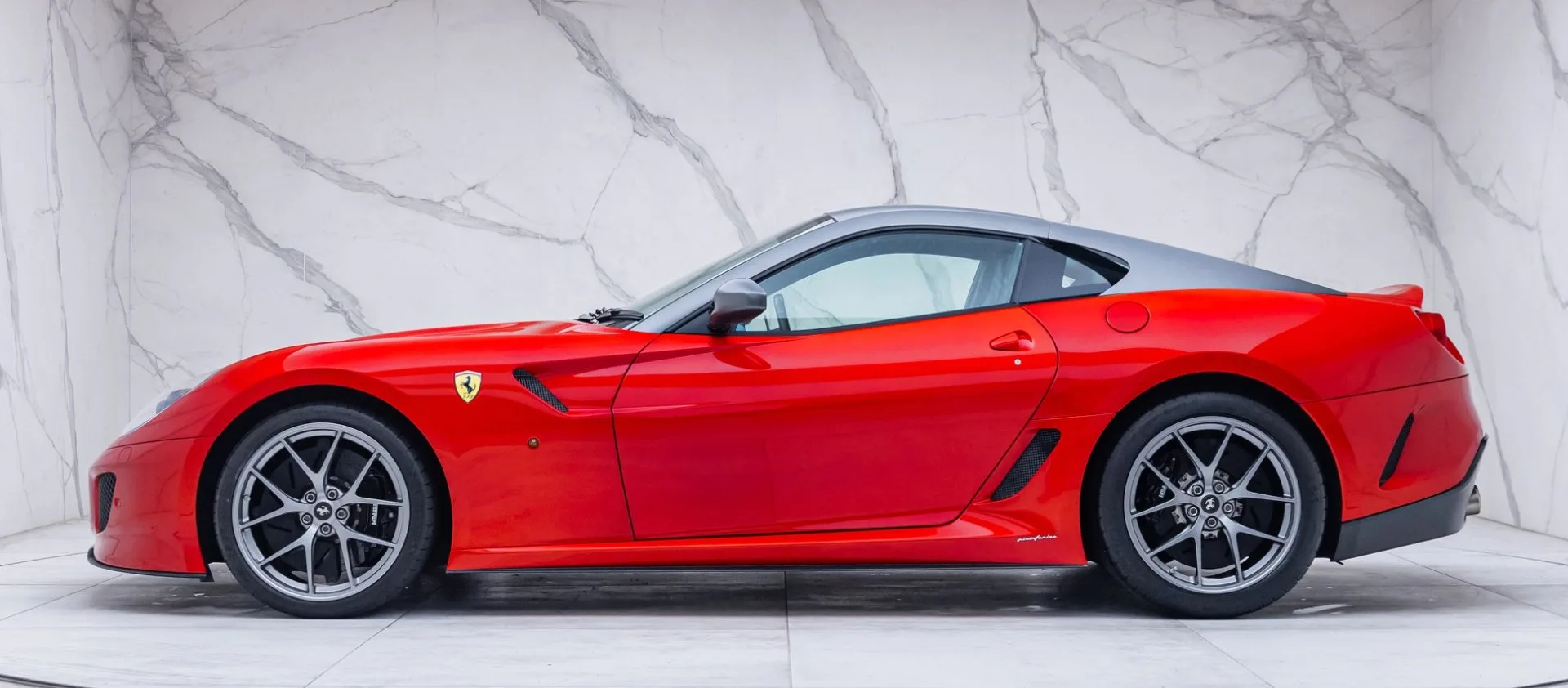 2011 Ferrari 599 GTO, 19/30