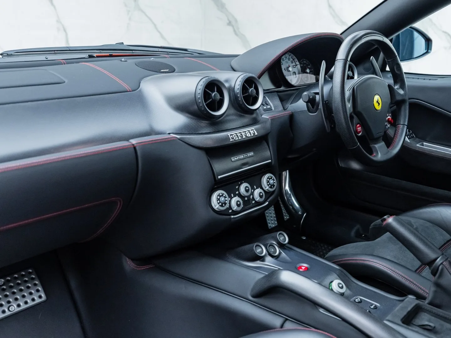 2011 Ferrari 599 GTO, 28/30