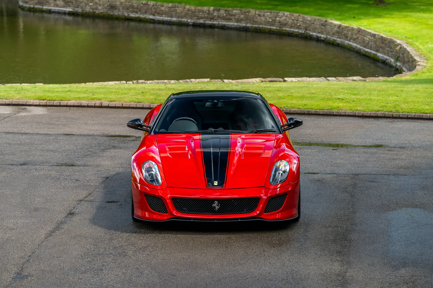2011 Ferrari 599 GTO offered by a specialist dealer in Hook Norton, United Kingdom, photo 13 of 15