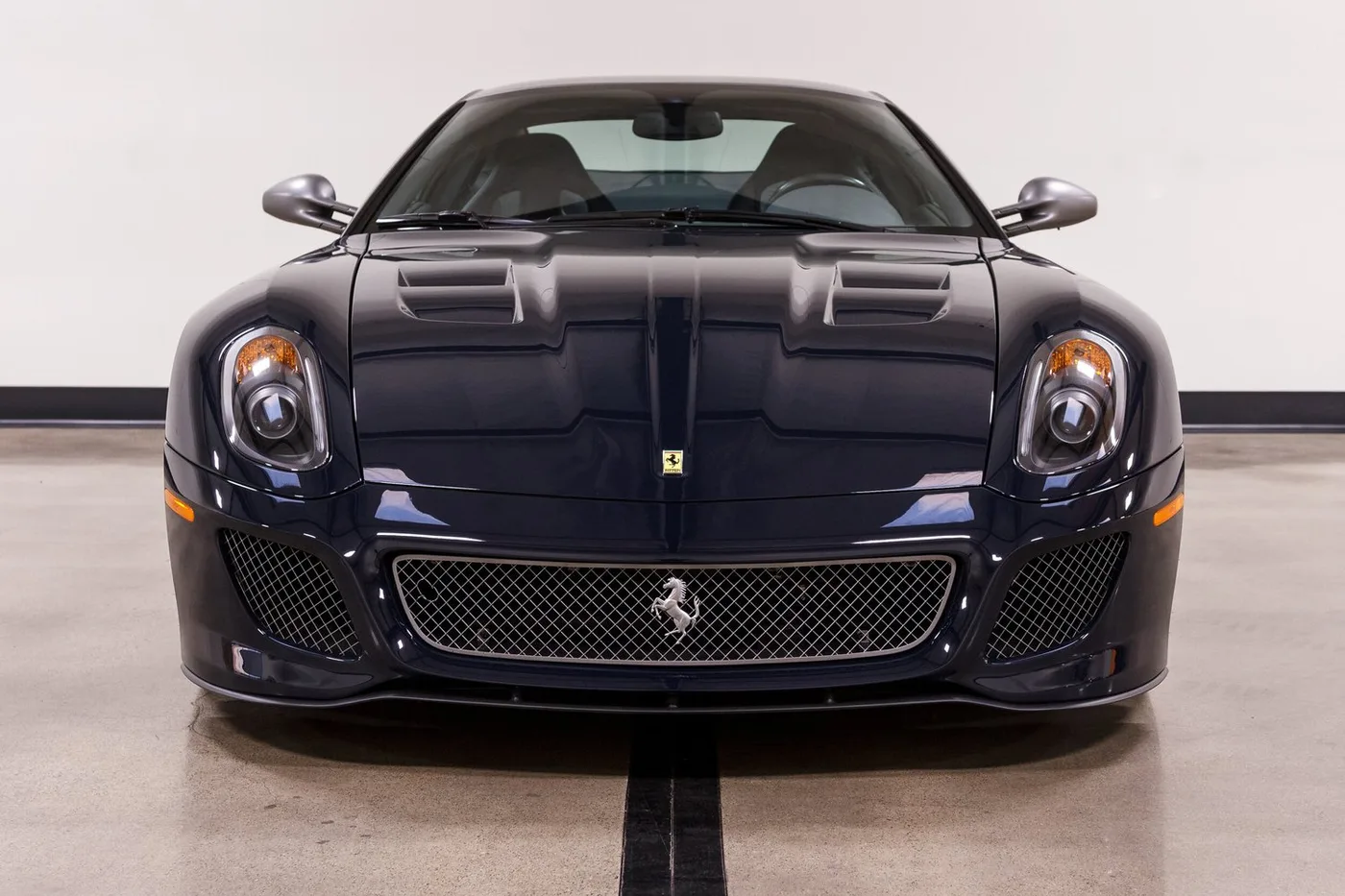 2011 Ferrari 599 GTO sold by a specialist dealer in Costa Mesa, United States, photo 3 of 15