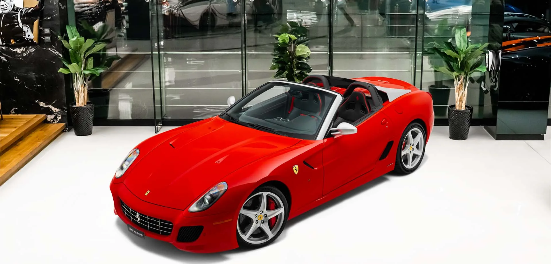 2011 Ferrari 599 SA Aperta vendue par un concessionnaire spécialisé à Dubai, Émirats arabes unis, photo principale