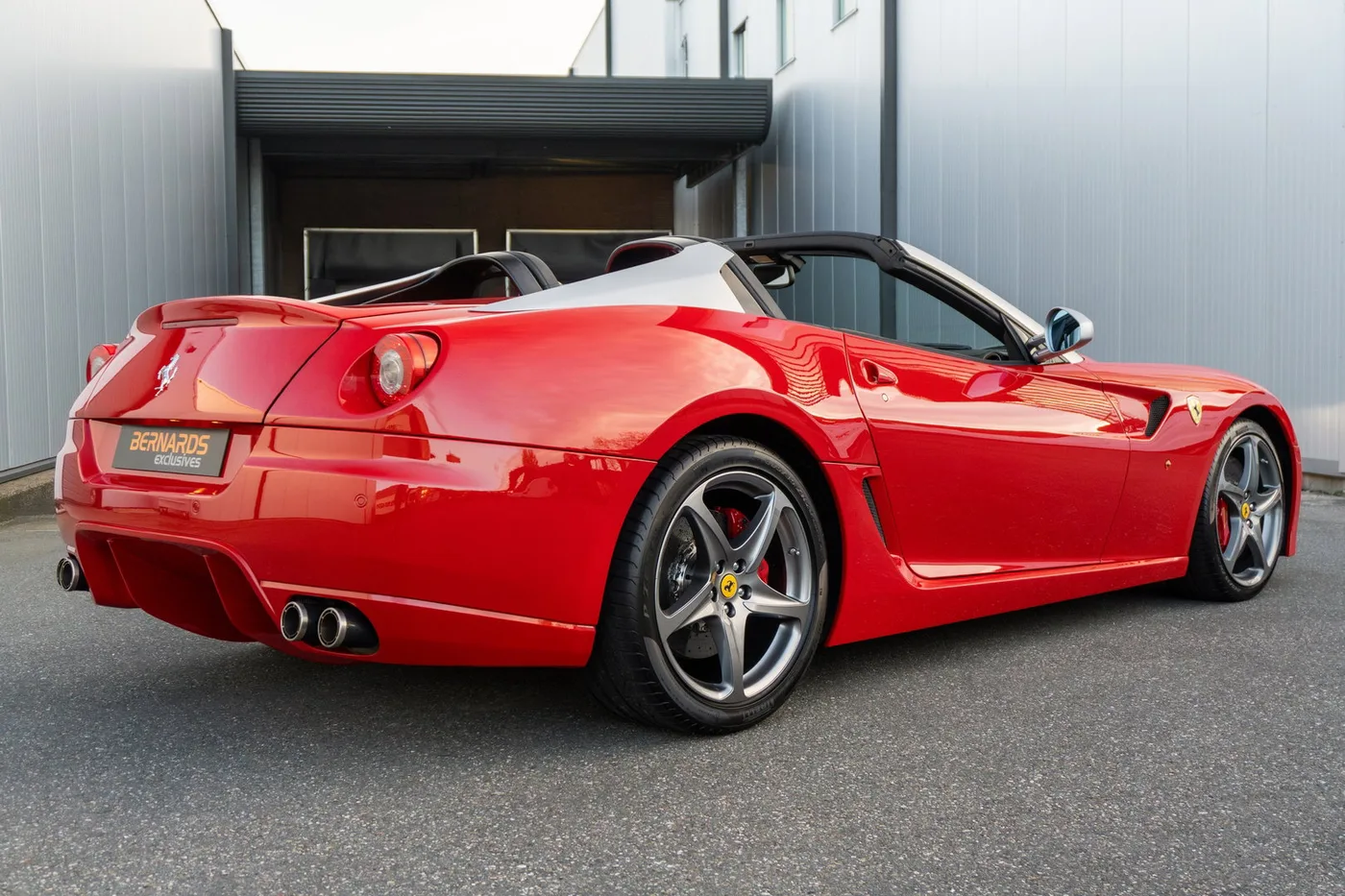 2011 Ferrari 599 SA Aperta angeboten von einem Supersportwagenhändler in Woerden, Niederlande, Foto 2 von 25