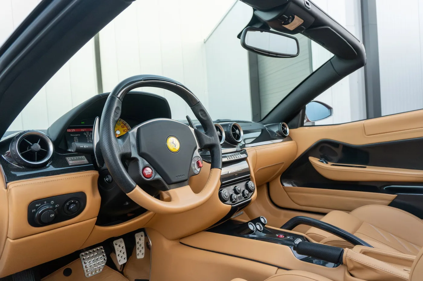 2011 Ferrari 599 SA Aperta angeboten von einem Supersportwagenhändler in Woerden, Niederlande, Foto 3 von 25