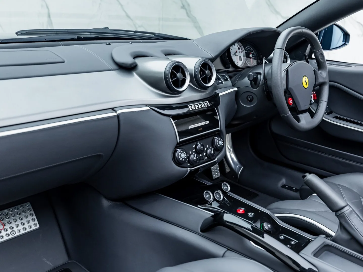 2011 Ferrari 599 SA Aperta, 10/30