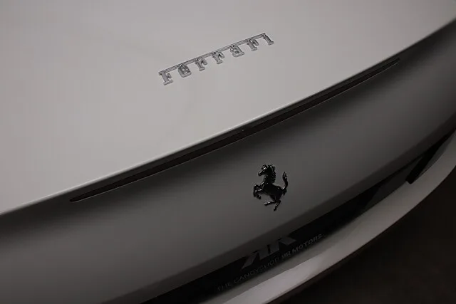 2011 Ferrari California, 8/30