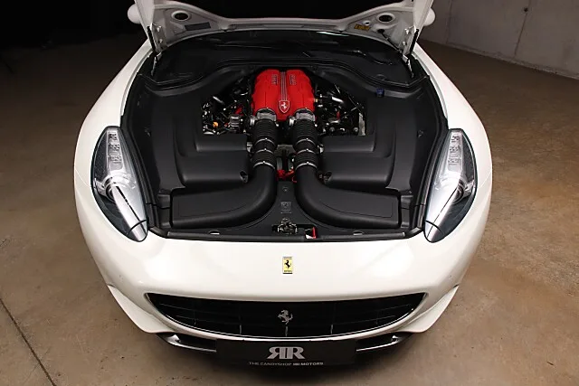 2011 Ferrari California, 12/30
