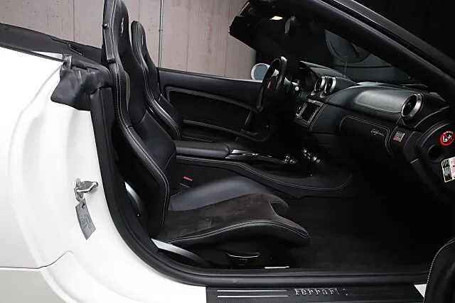 2011 Ferrari California, 23/30