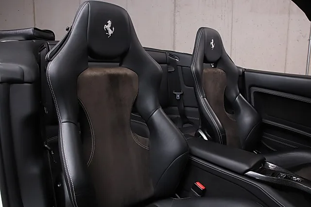 2011 Ferrari California, 24/30