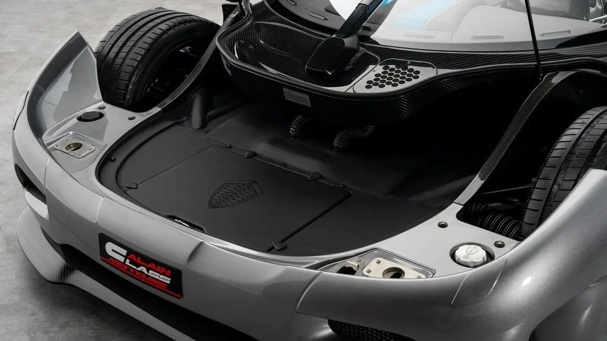 2011 Koenigsegg Agera angeboten von einem Fachhändler in Dubai, Vereinigte Arabische Emirate, Foto 11 von 25