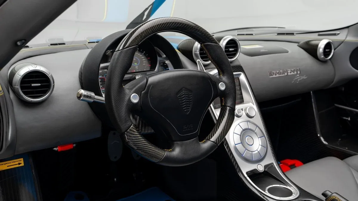 2011 Koenigsegg Agera angeboten von einem Fachhändler in Dubai, Vereinigte Arabische Emirate, Foto 14 von 25