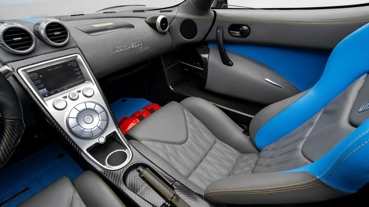 2011 Koenigsegg Agera angeboten von einem Fachhändler in Dubai, Vereinigte Arabische Emirate, Foto 15 von 25
