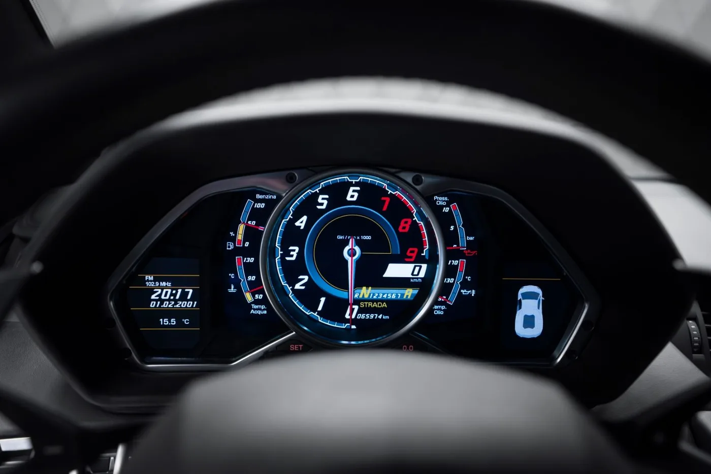 2011 Lamborghini Aventador LP 700-4 offered by a supercar dealer in Schenefeld, Germany, photo 24 of 25