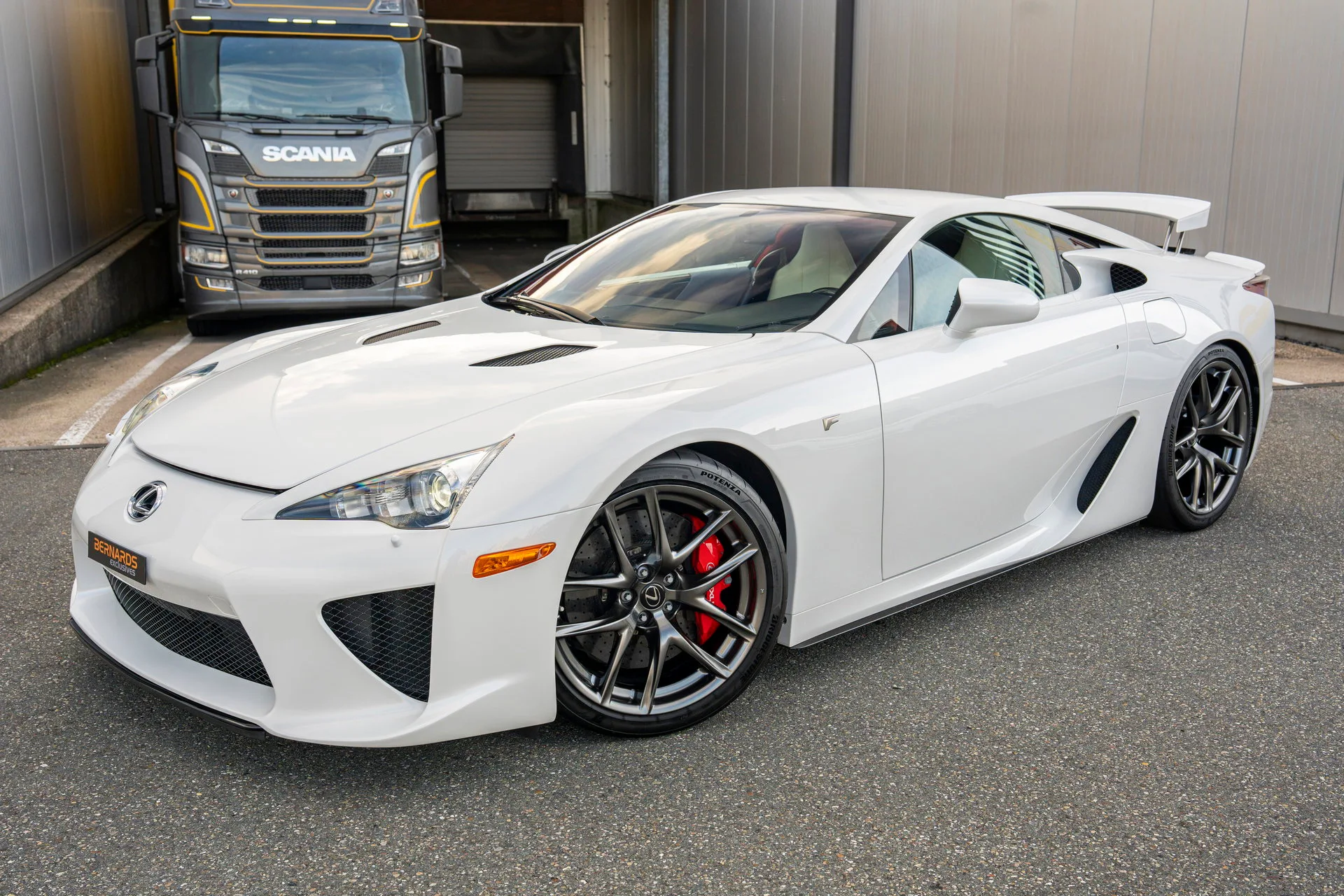 2011 Lexus LFA, 9/30