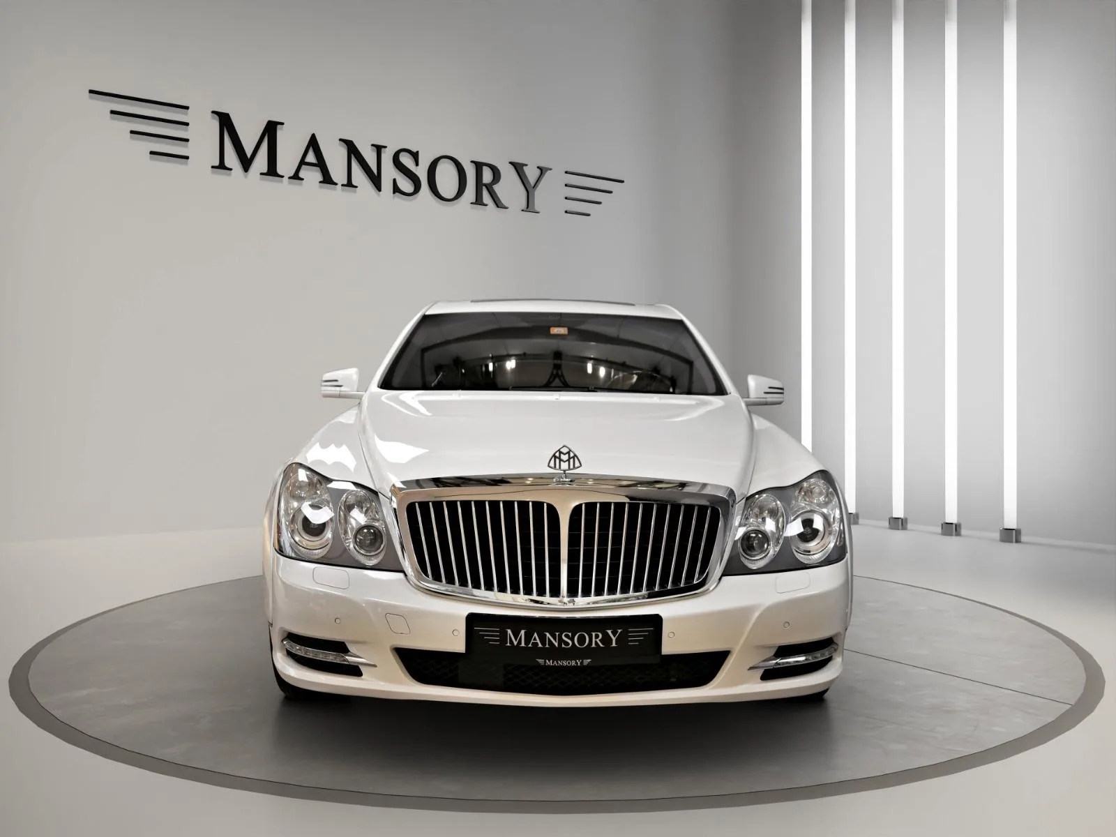 2011 Maybach 57, 2/26