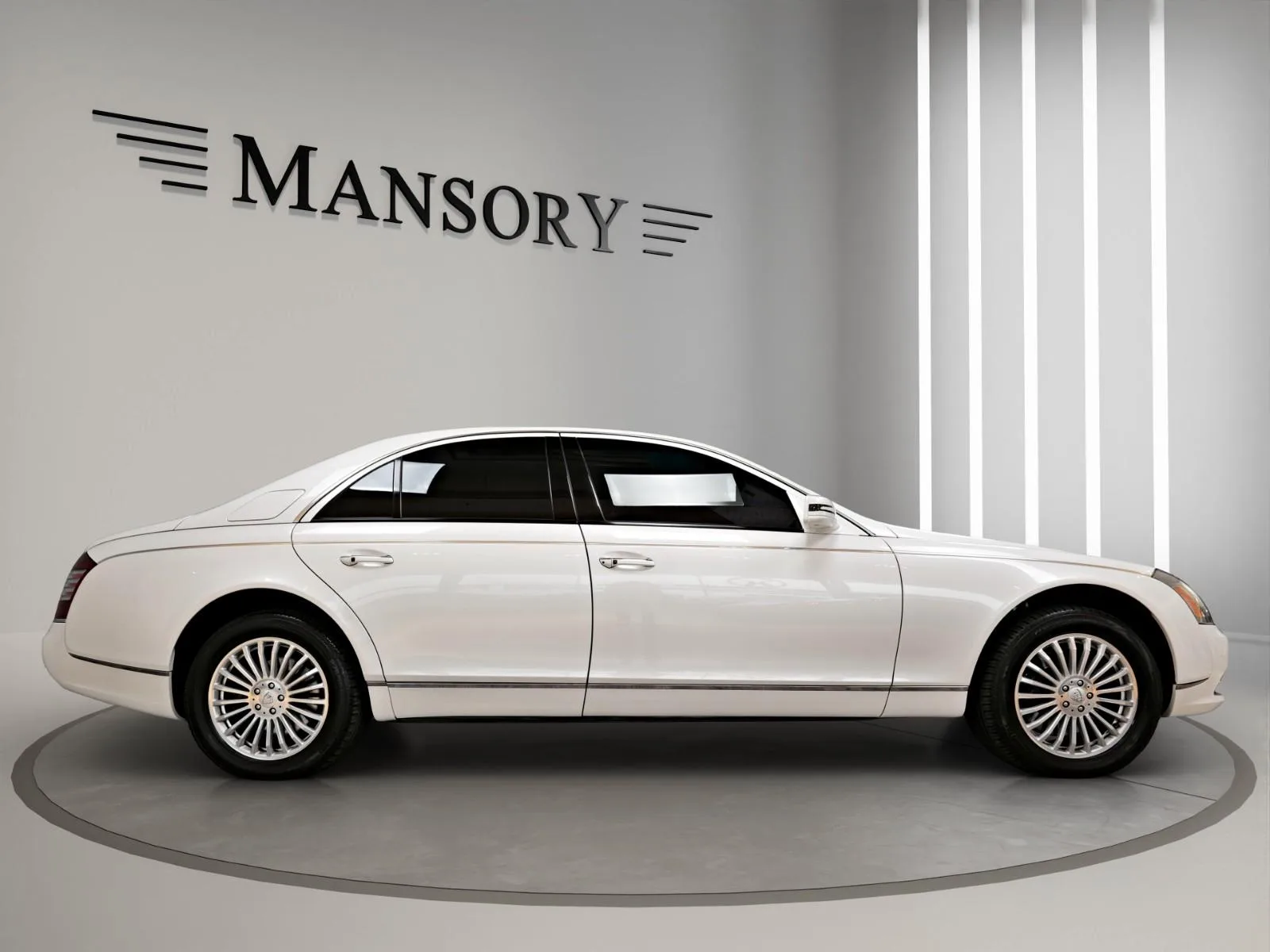 2011 Maybach 57, 3/26