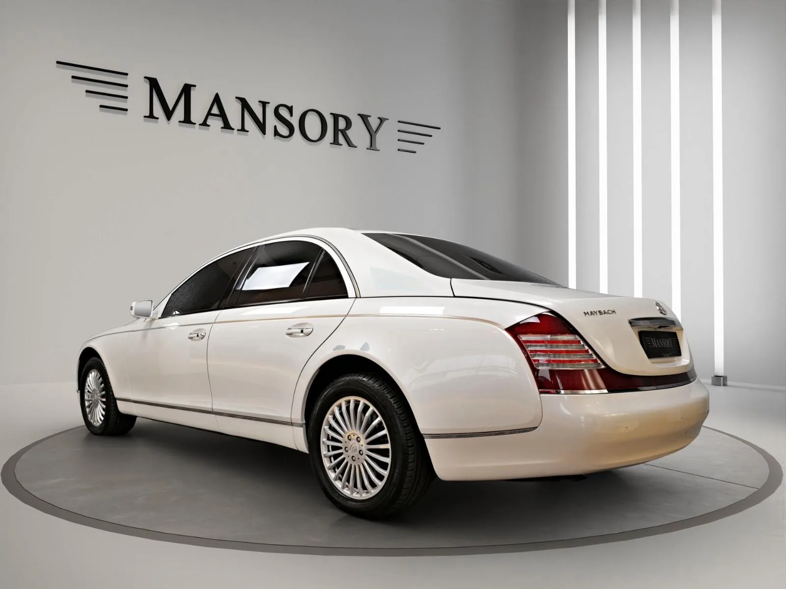 2011 Maybach 57, 4/26