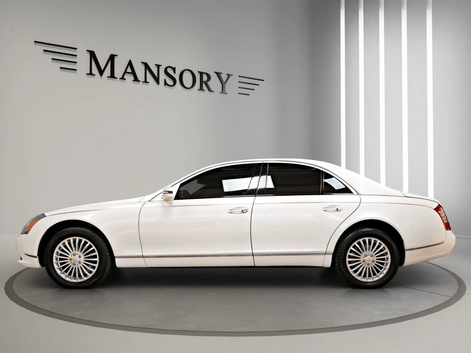2011 Maybach 57, 6/26
