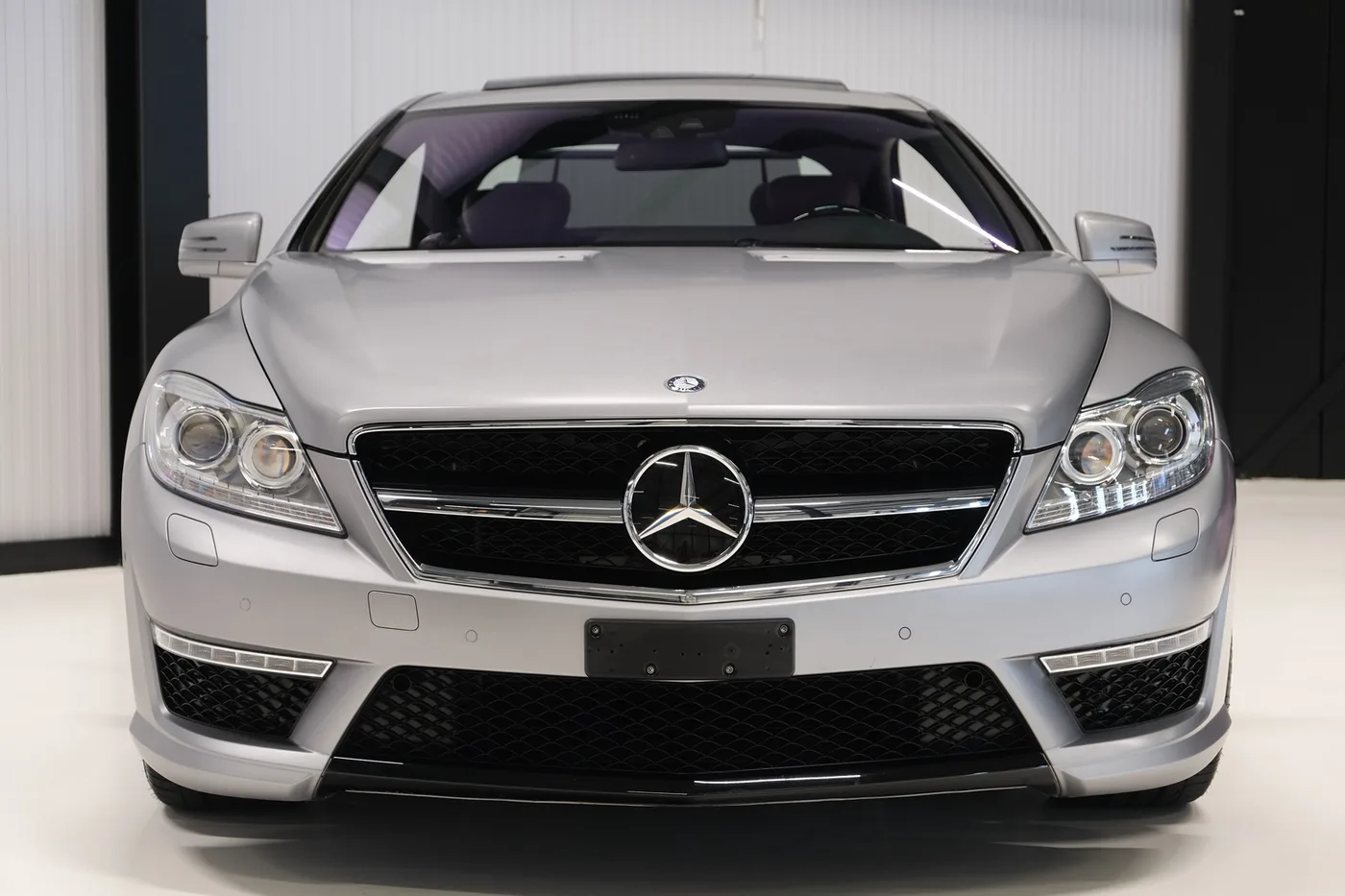 2011 Mercedes-AMG CL 63 designo offered by a collector car dealer in Alkmaar, Netherlands, photo 5 of 15