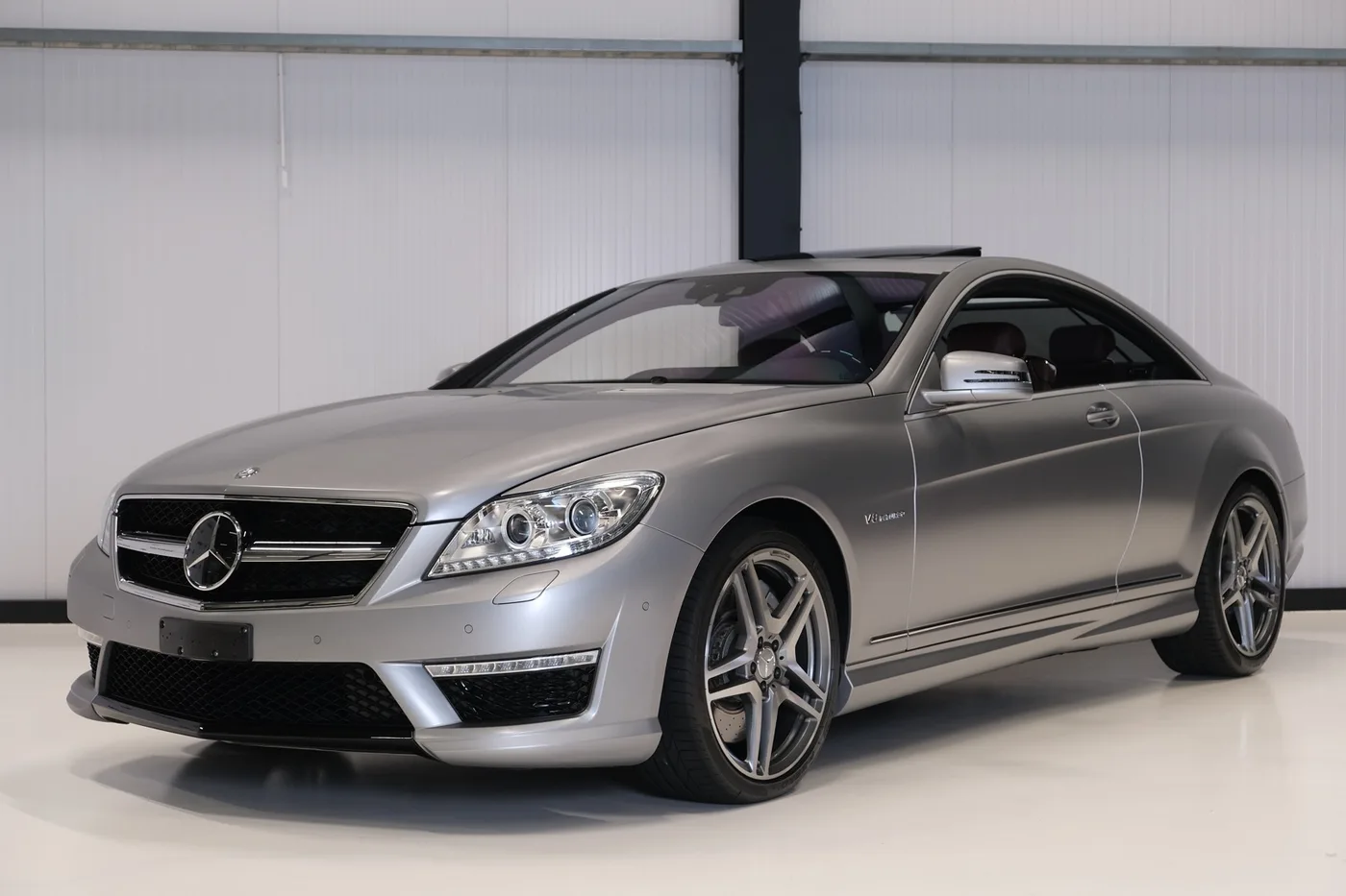 2011 Mercedes-AMG CL 63 designo offered by a collector car dealer in Alkmaar, Netherlands, photo 9 of 15
