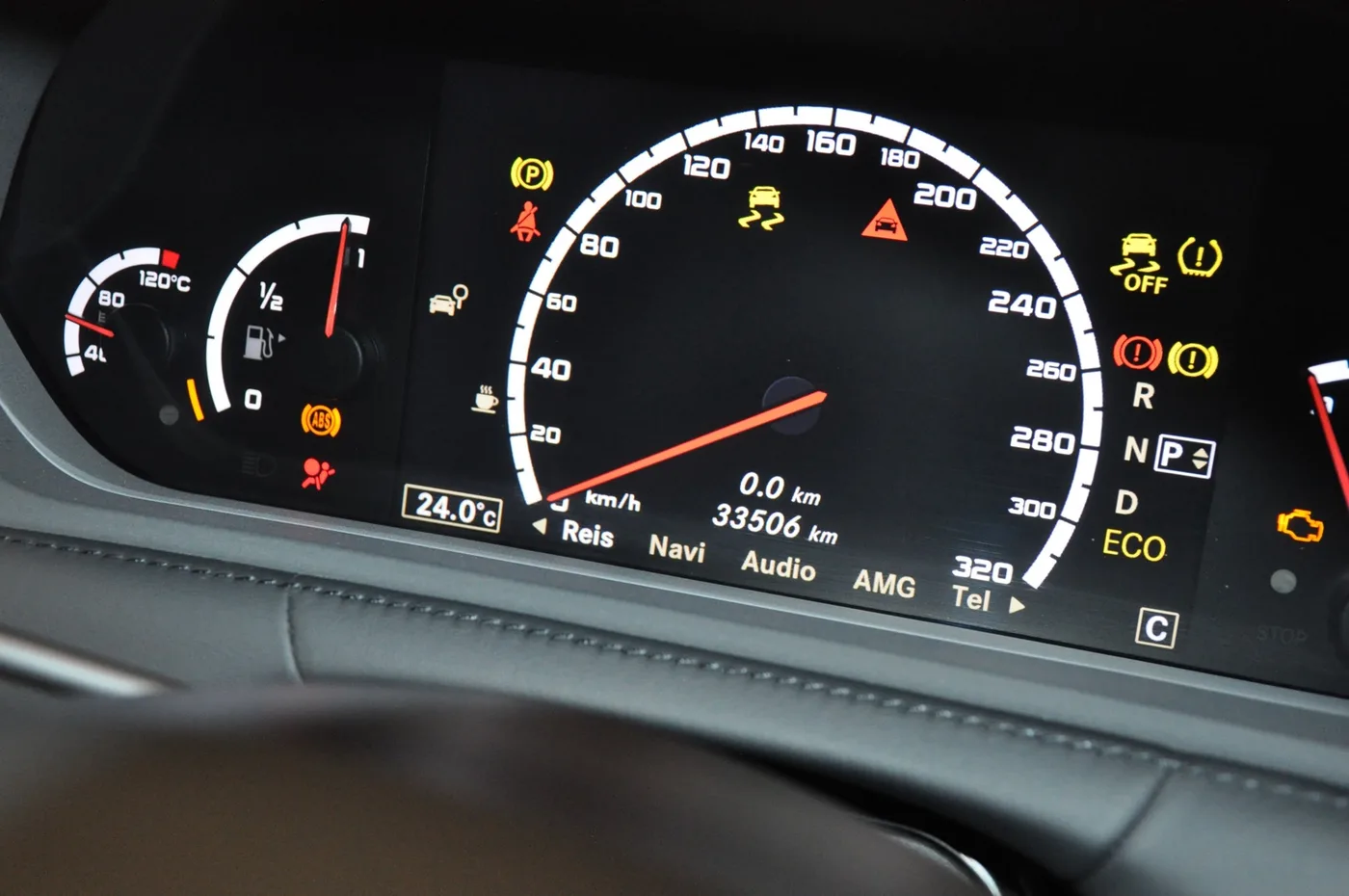 2011 Mercedes-AMG CL 63 designo offered by a collector car dealer in Alkmaar, Netherlands, photo 14 of 15