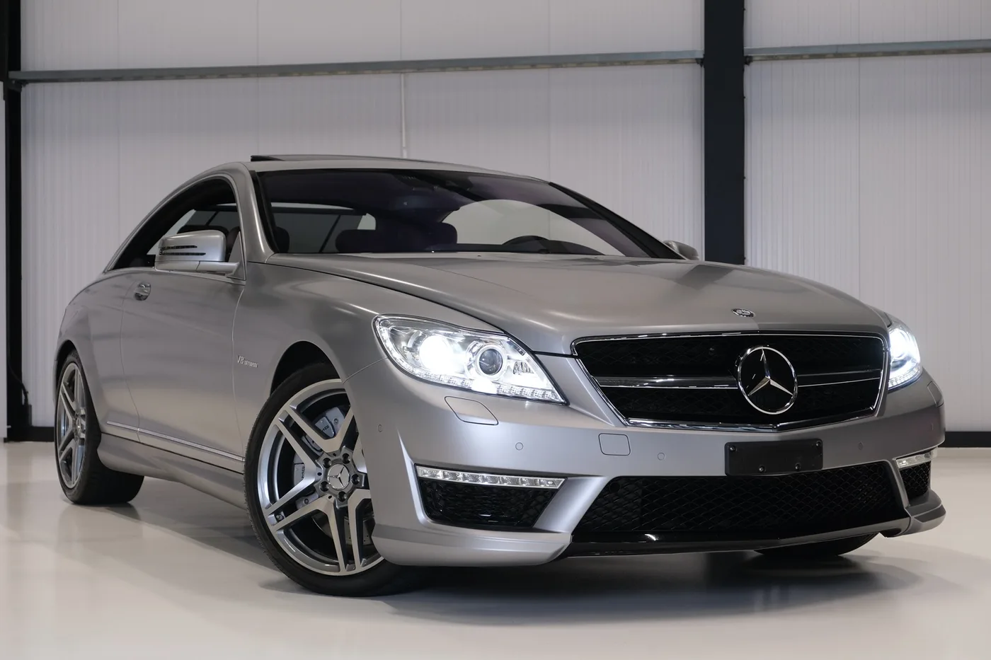2011 Mercedes-AMG CL 63 designo offered by a collector car dealer in Alkmaar, Netherlands, photo 15 of 15