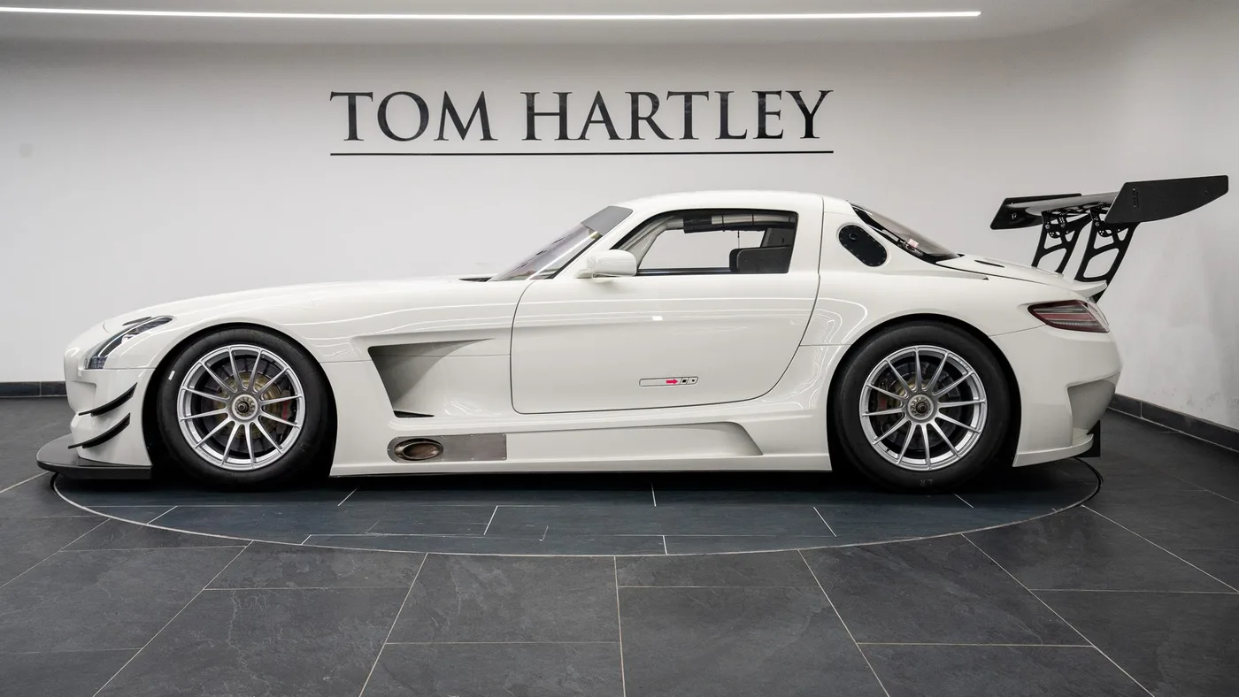 2011 Mercedes-AMG SLS GT3 angeboten von einem Fachhändler in Swadlincote, Vereinigtes Königreich, Foto 4 von 15