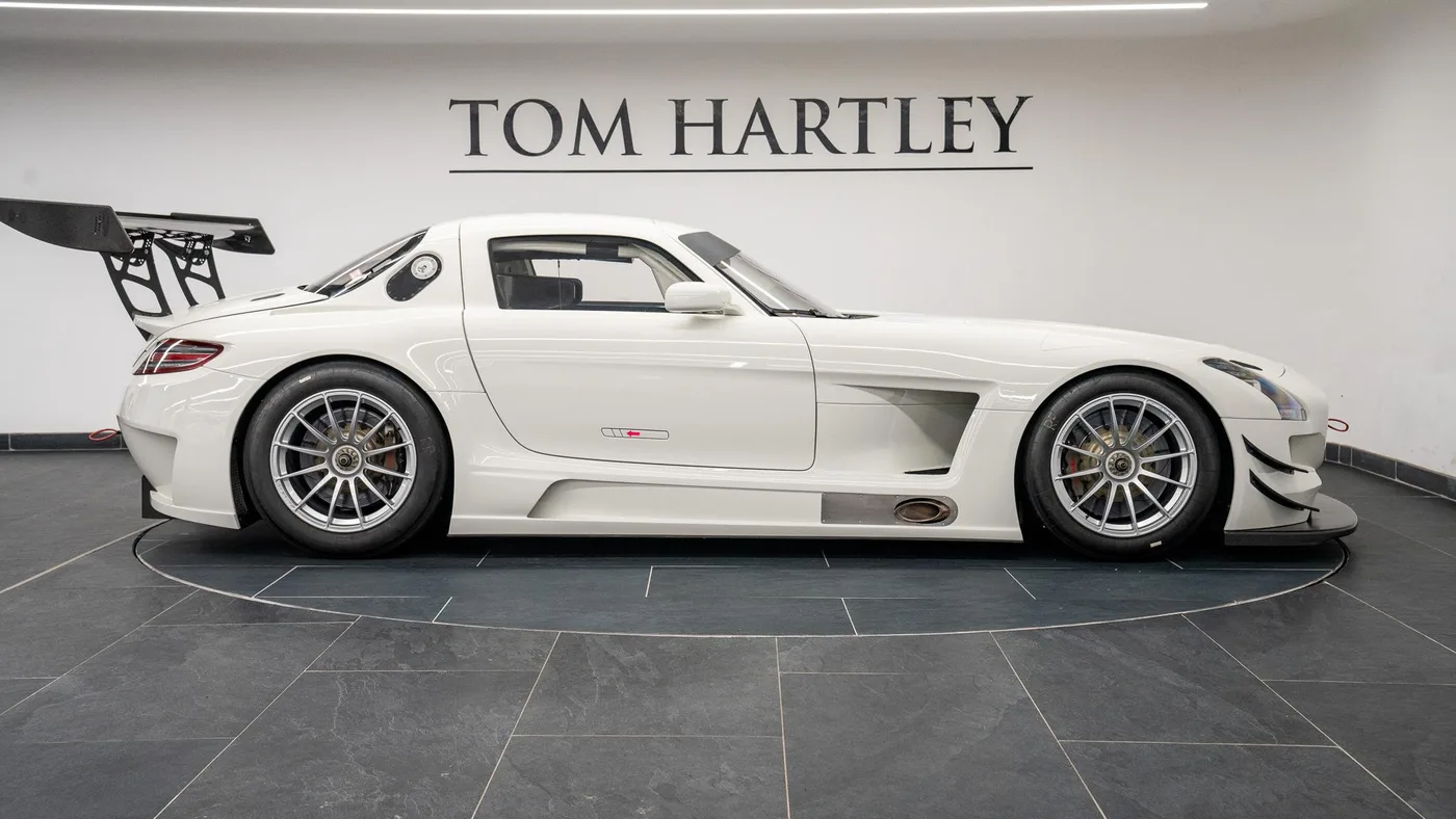 2011 Mercedes-AMG SLS GT3 angeboten von einem Fachhändler in Swadlincote, Vereinigtes Königreich, Foto 7 von 15