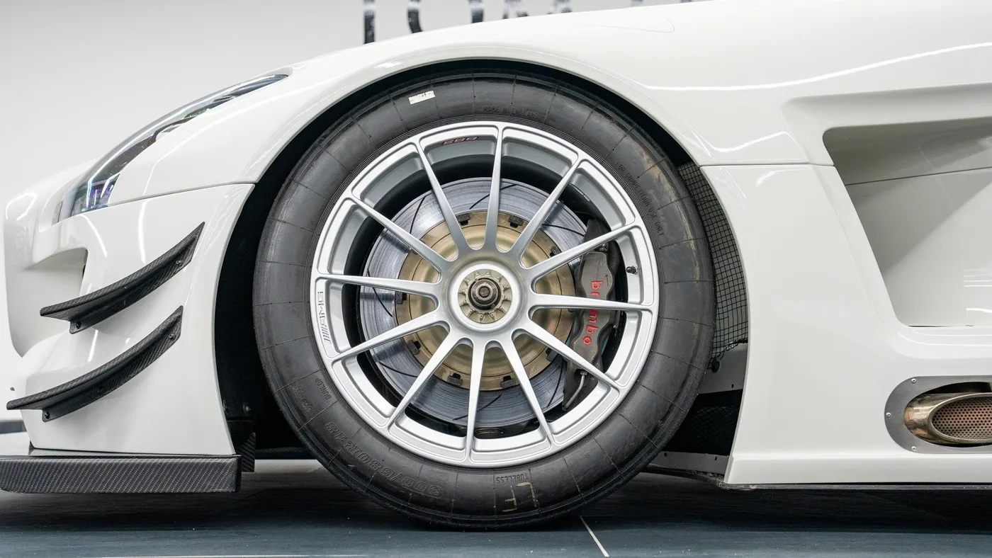 2011 Mercedes-AMG SLS GT3 angeboten von einem Fachhändler in Swadlincote, Vereinigtes Königreich, Foto 12 von 15