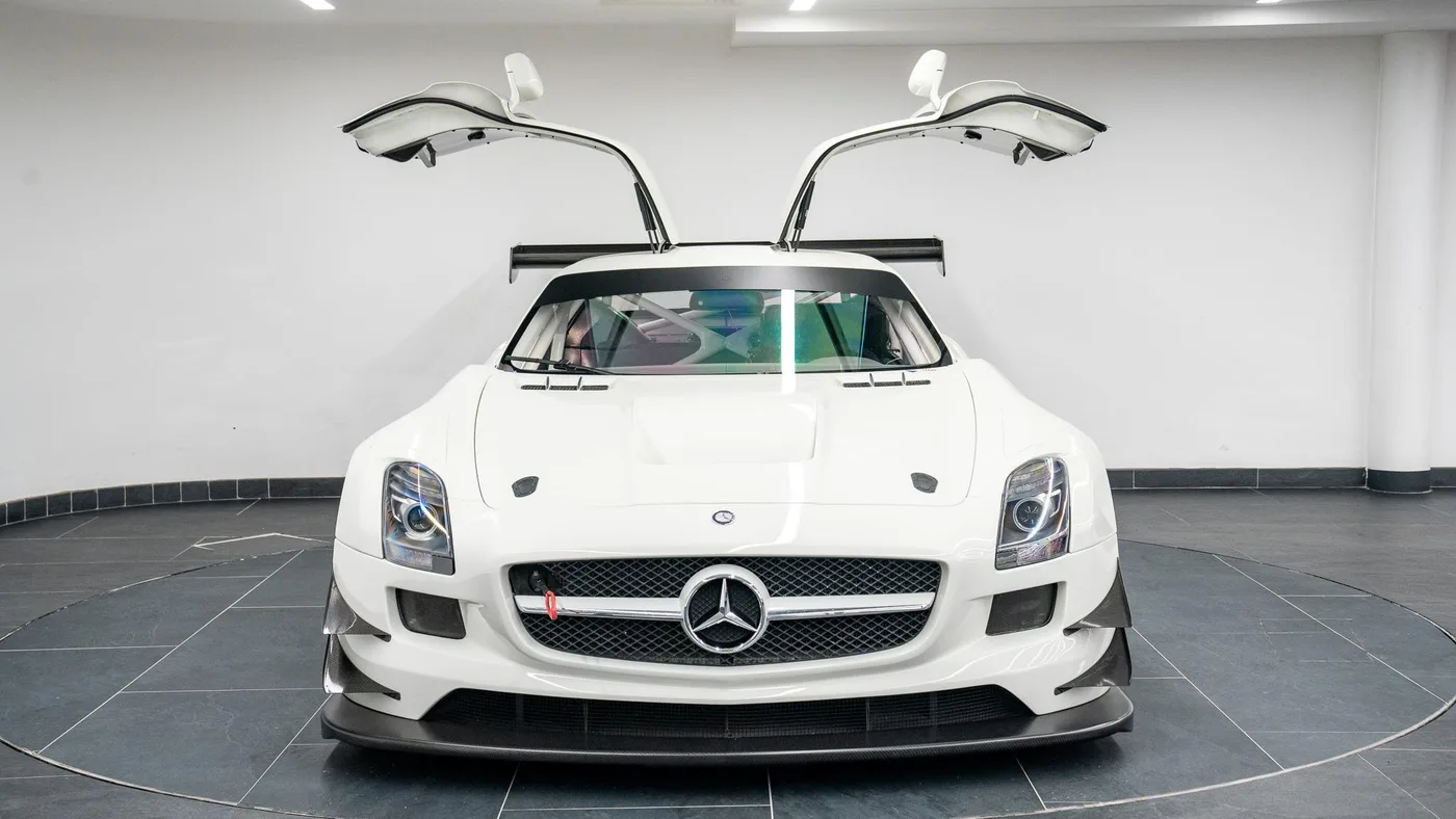 2011 Mercedes-AMG SLS GT3 angeboten von einem Fachhändler in Swadlincote, Vereinigtes Königreich, Foto 15 von 15