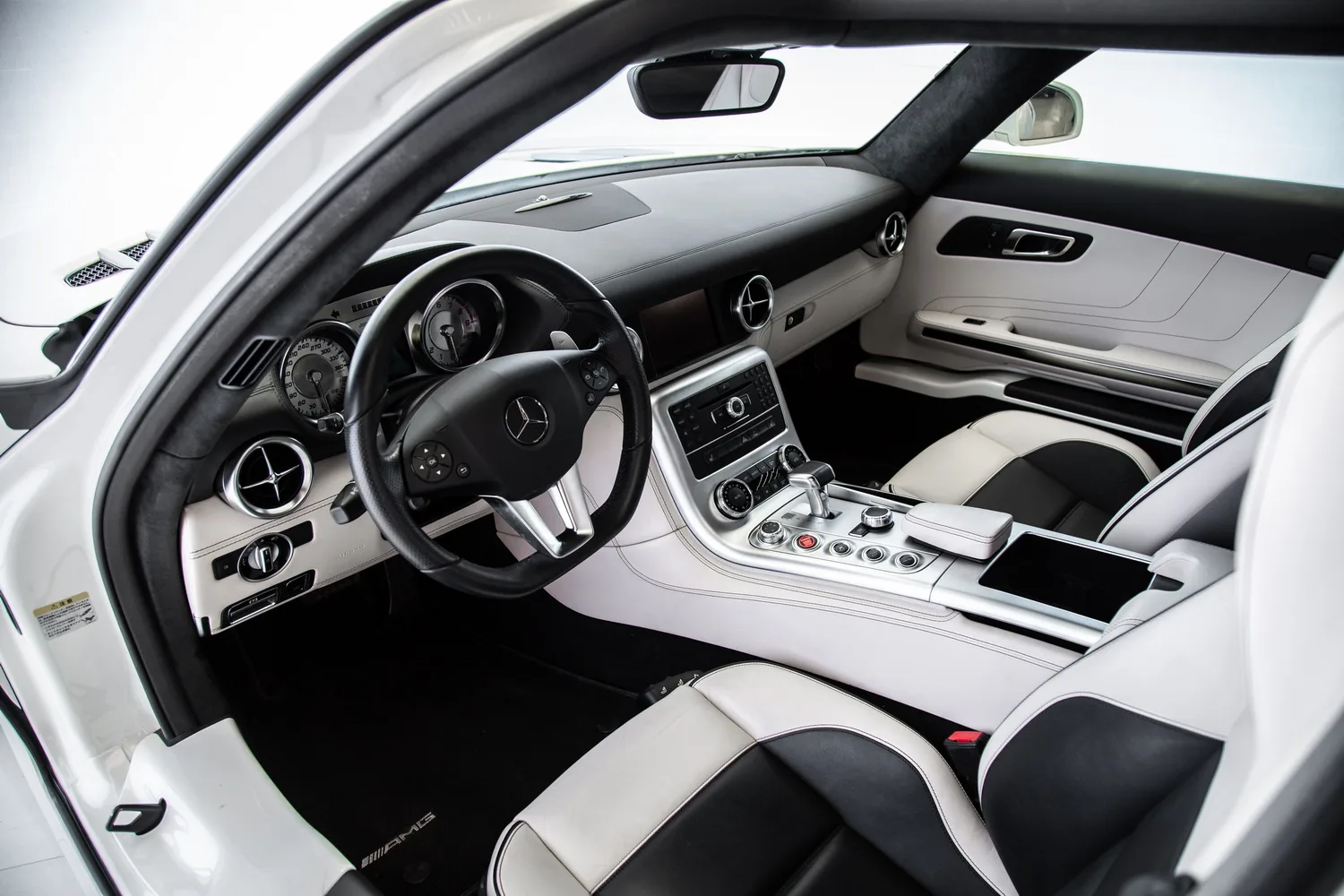 2011 Mercedes-AMG SLS, 7/14