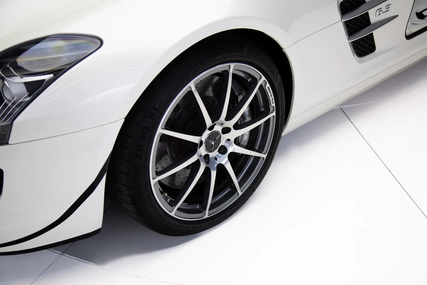 2011 Mercedes-AMG SLS, 14/14