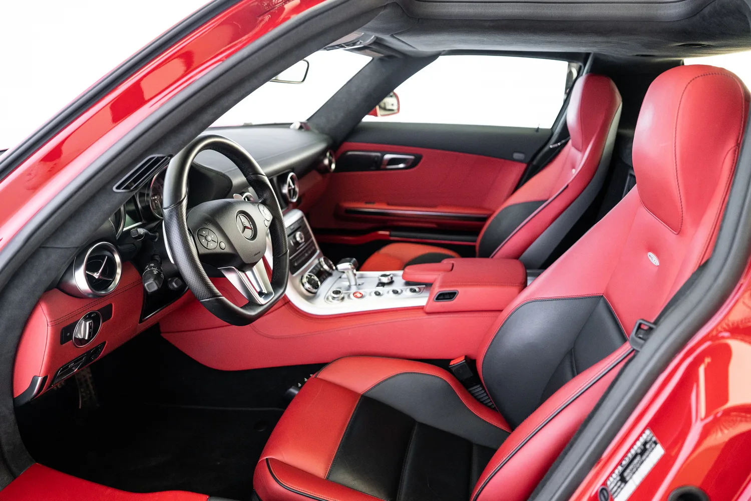 2011 Mercedes-AMG SLS, 8/12