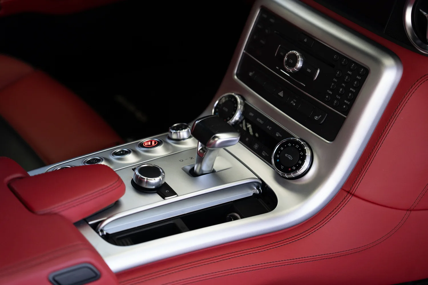 2011 Mercedes-AMG SLS, 12/12