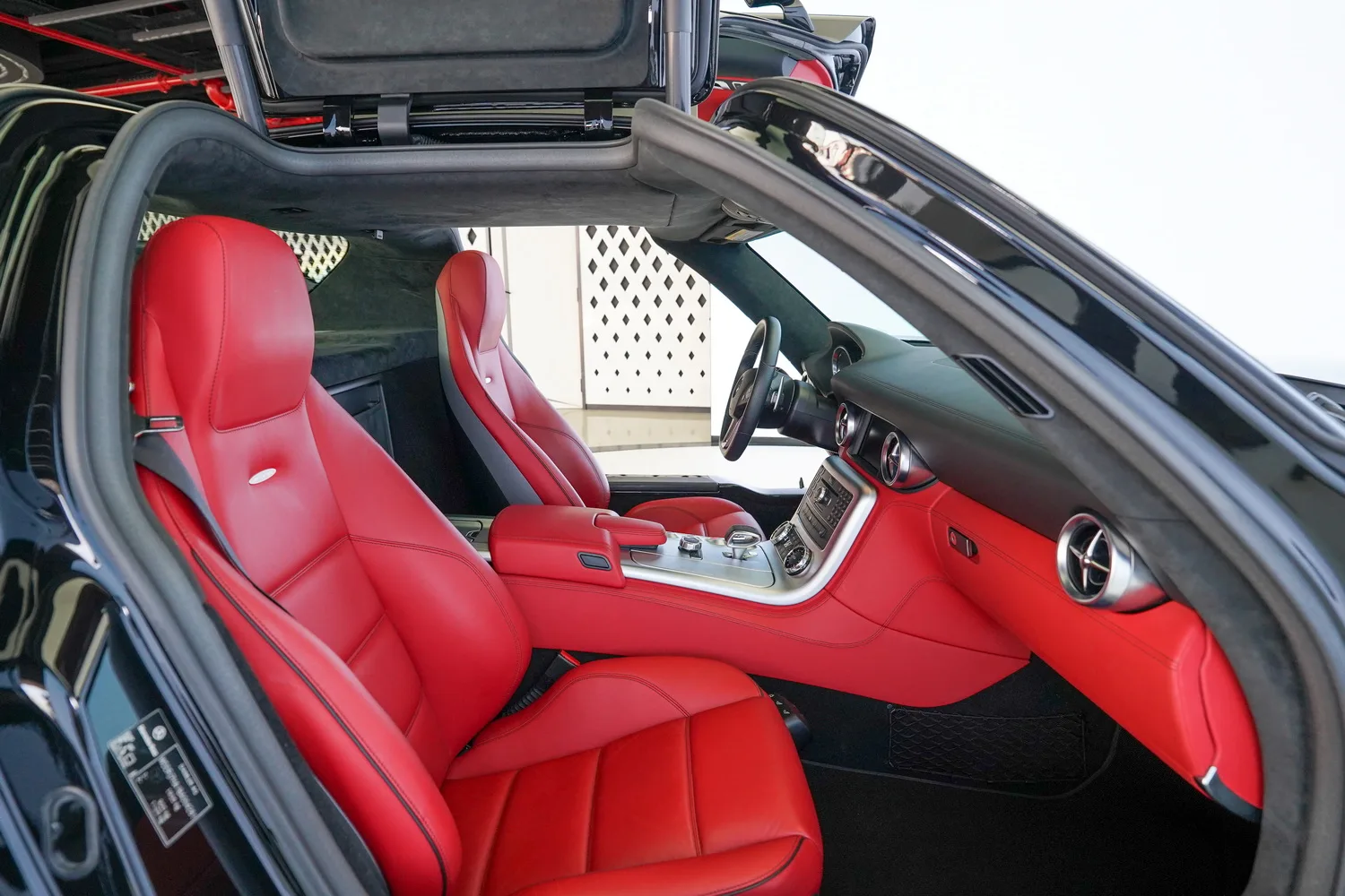 2011 Mercedes-AMG SLS, 6/15