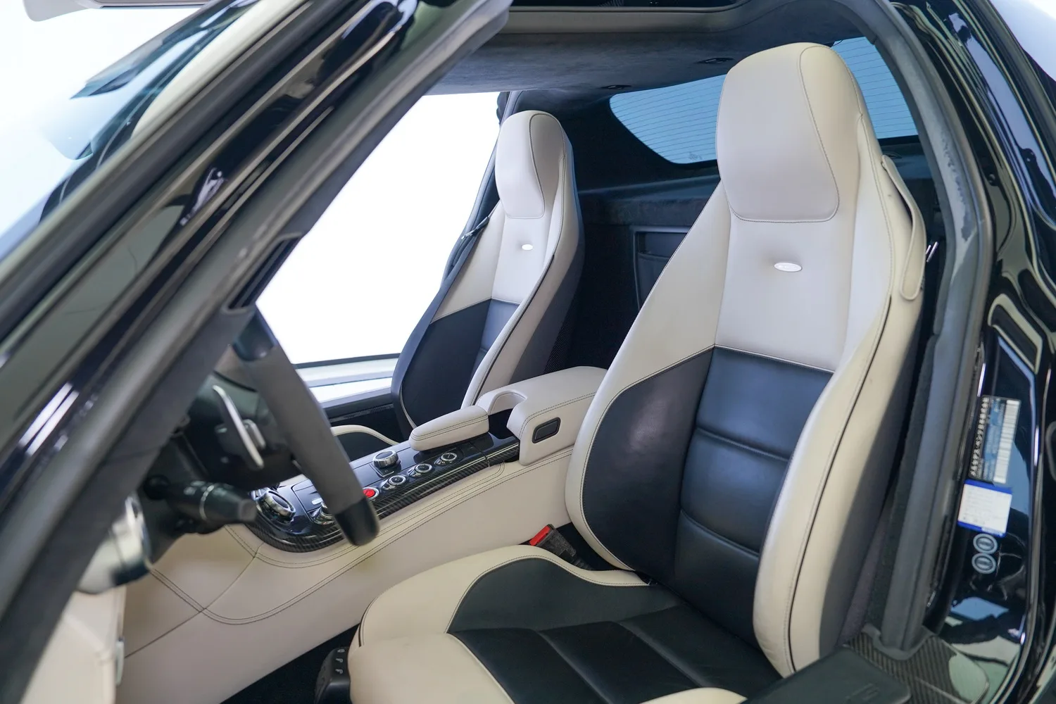 2011 Mercedes-AMG SLS, 5/14